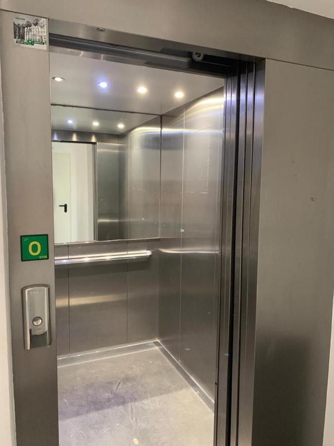 -Malagasunapts- Rooftop Pool & Free Parking المظهر الخارجي الصورة