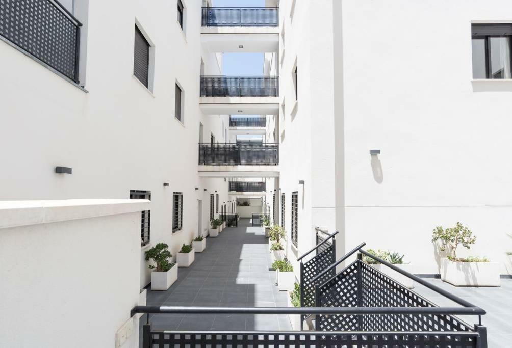 -Malagasunapts- Rooftop Pool & Free Parking المظهر الخارجي الصورة